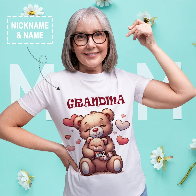 Custom Nickname Name Unisex Cute Little Bear T-shirt for Mom Grandma