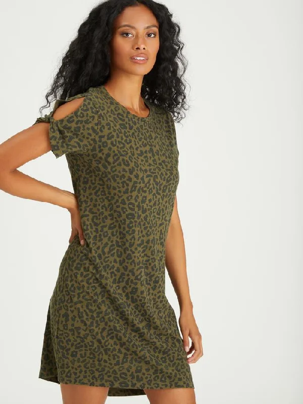 So Twisted T-Shirt Dress