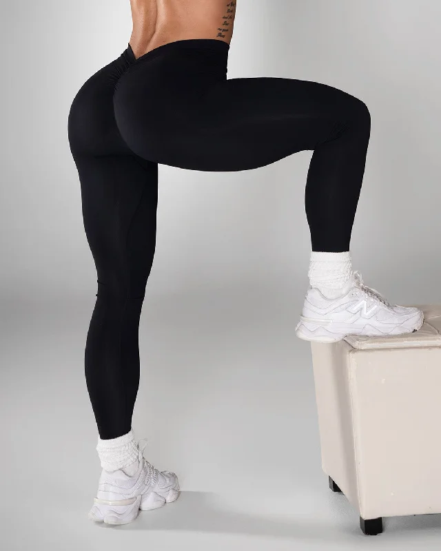 Crave V Back Leggings - Black