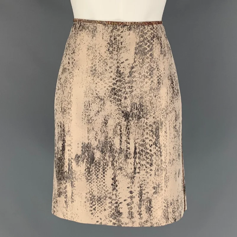 REED KRAKOFF Size 6 Pink & Silver Marbled Silk / Viscose Pencil Skirt ruffled skirt detail REED KRAKOFF Size 6 Pink & Silver Marbled Silk / Viscose Pencil Skirt ruffled skirt detail