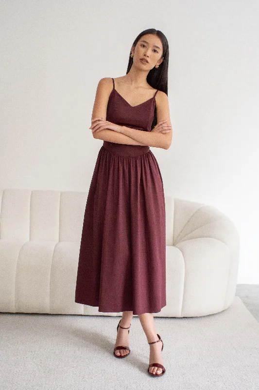 Arden Strap Midaxi Dress in Burgundy Red