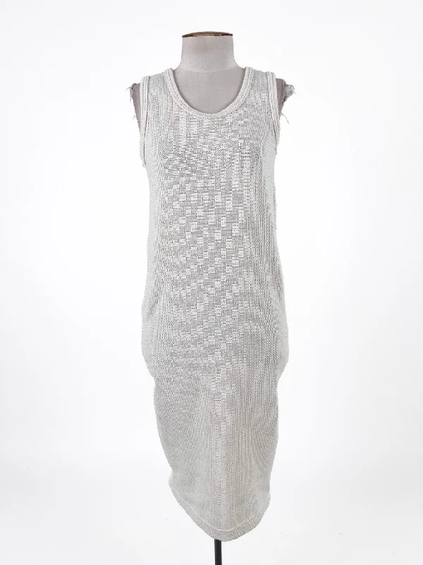 Huffer | White Casual/Cocktail Dress | Size 6