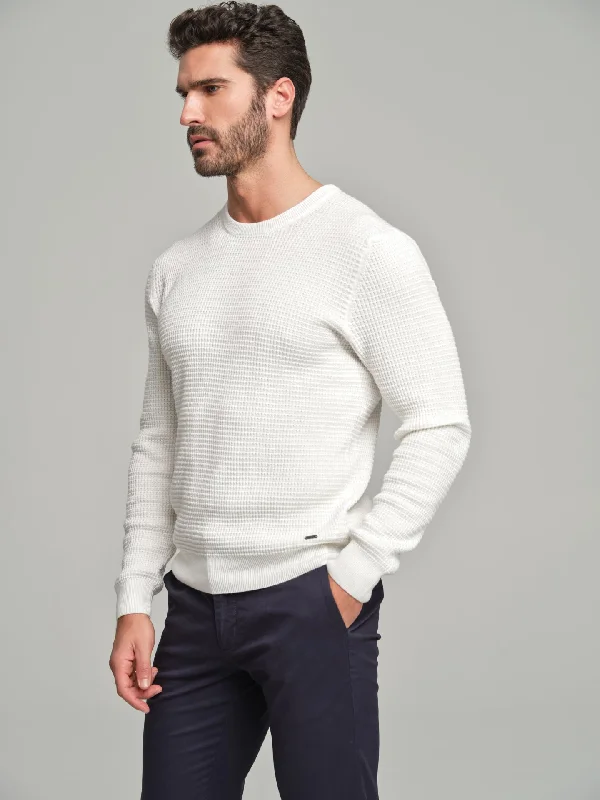 Long sleeve crew neck sweater with waffle knitting